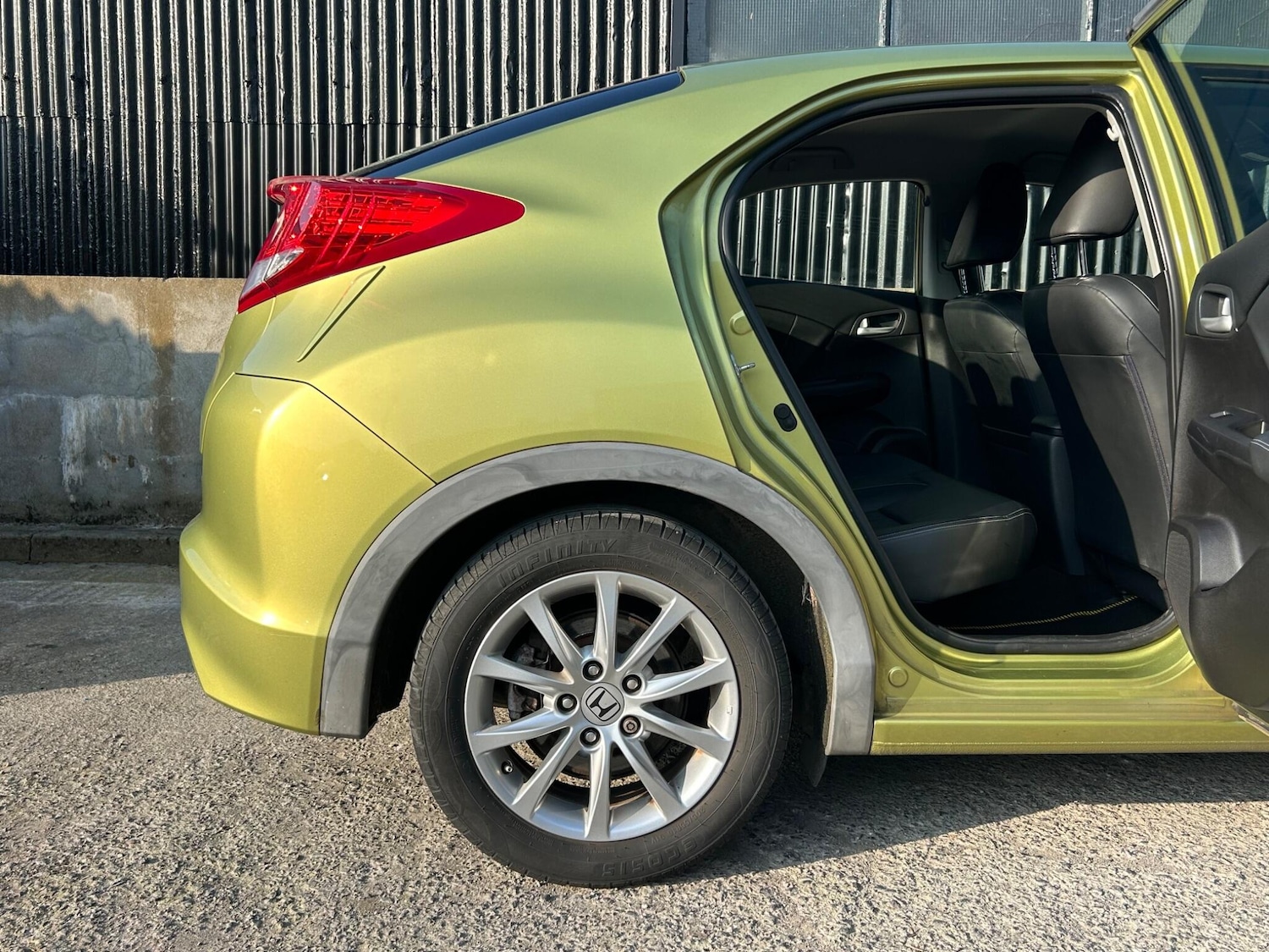 Used Honda Civic for sale - 77769762: Photo 37