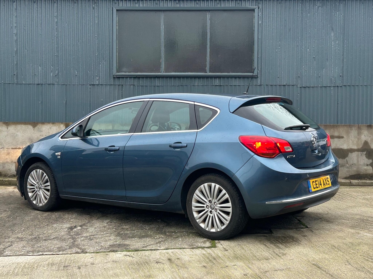 Used Vauxhall Astra 2014 for sale - 77330465: Photo 10
