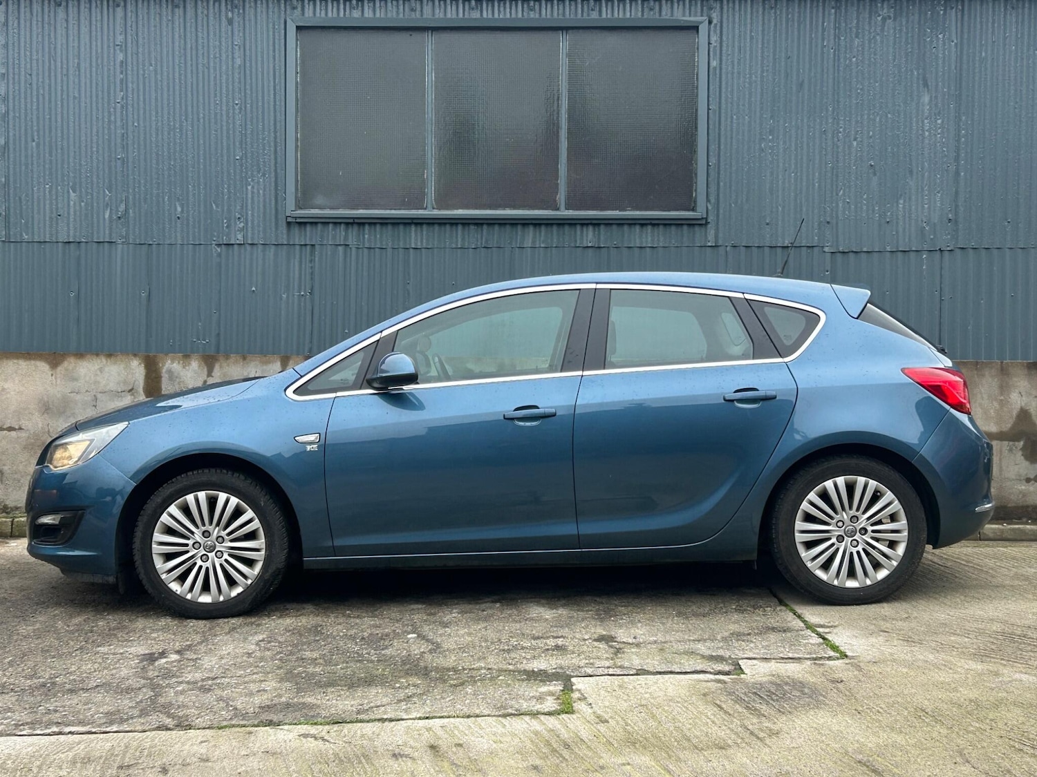 Used Vauxhall Astra 2014 for sale - 77330465: Photo 12