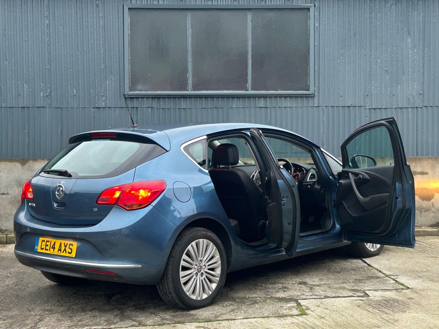 Used Vauxhall Astra 2014 for sale - 77330465: Photo 16