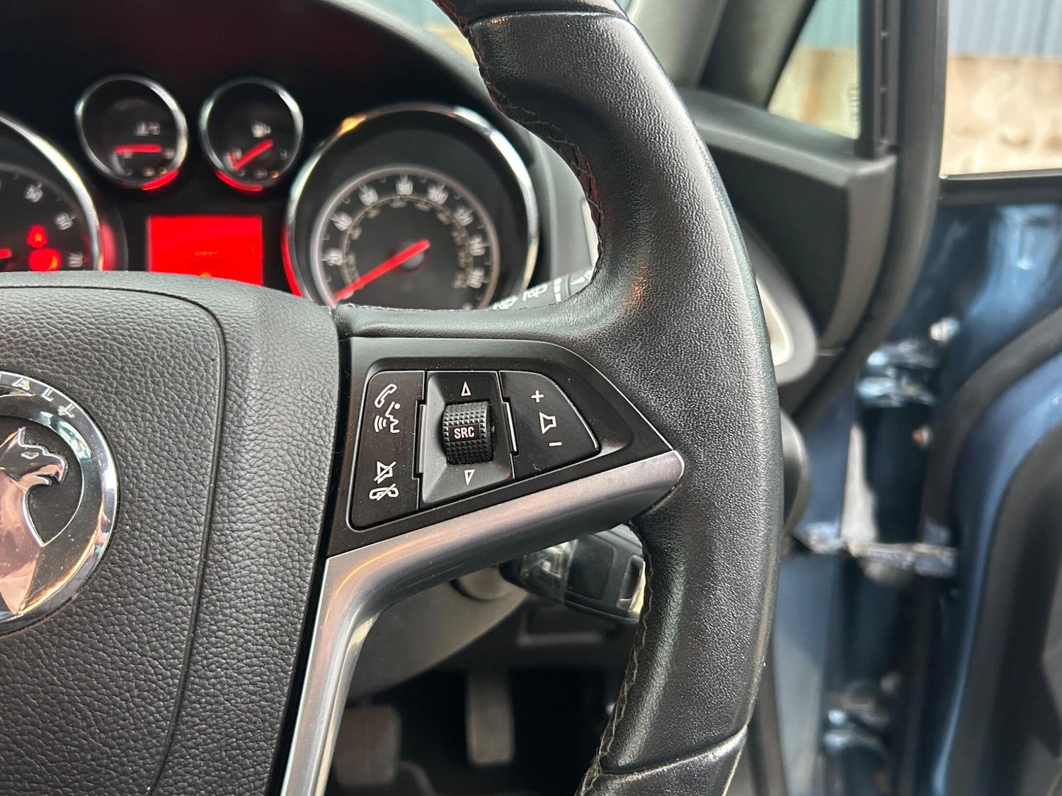 Used Vauxhall Astra 2014 for sale - 77330465: Photo 39