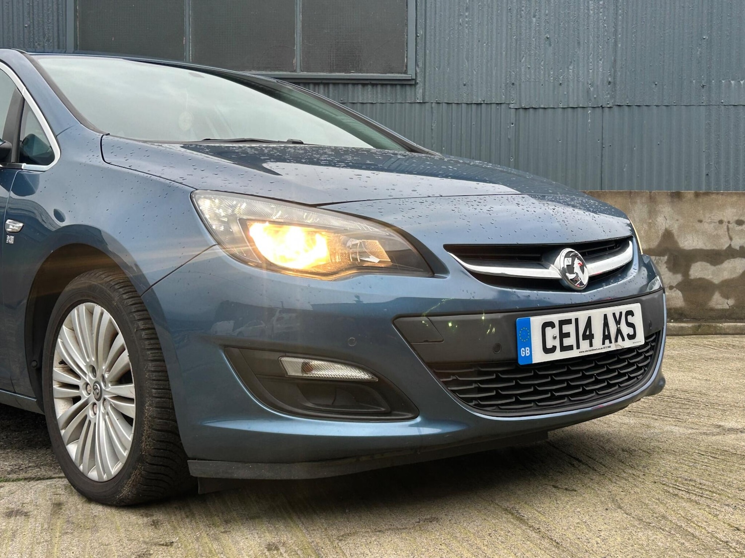 Used Vauxhall Astra 2014 for sale - 77330465: Photo 6