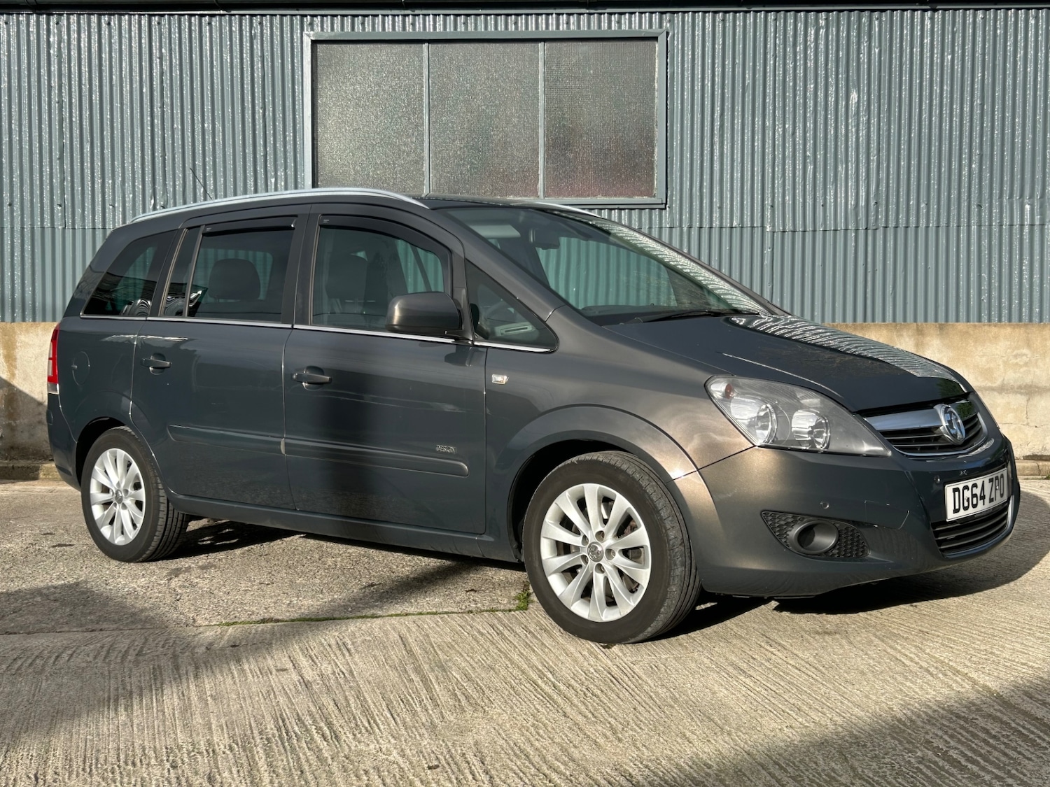 Used Vauxhall Zafira 2014 for sale - 76625378: Photo 1