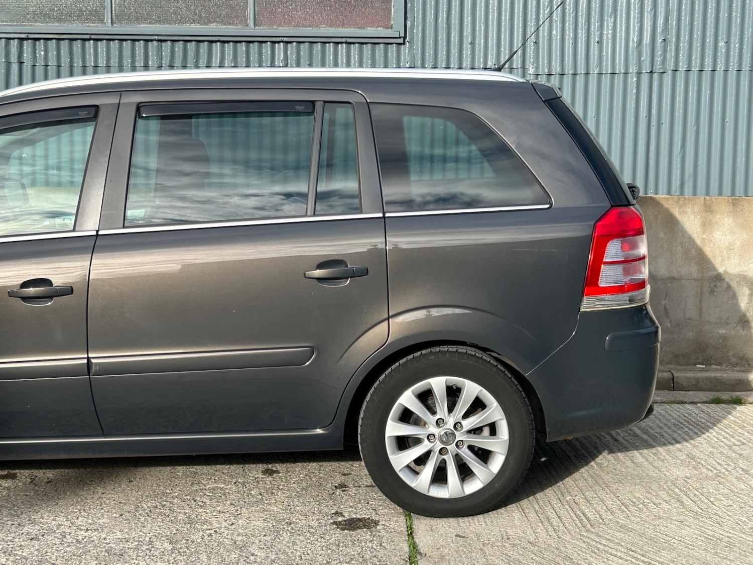 Used Vauxhall Zafira 2014 for sale - 76625378: Photo 35