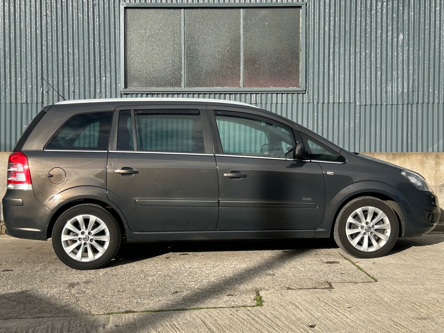 Used Vauxhall Zafira 2014 for sale - 76625378: Photo 43