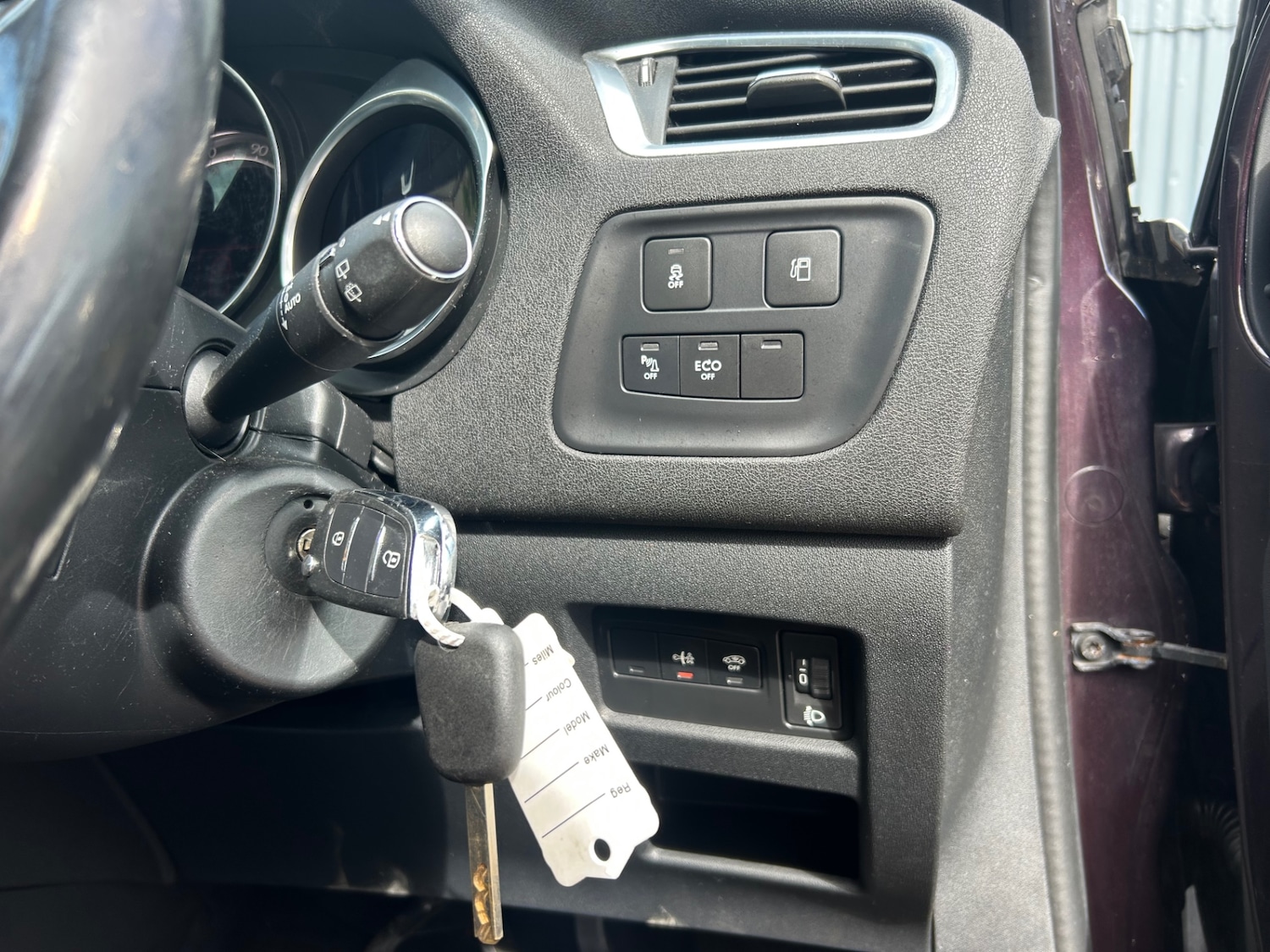 Vehicle 29