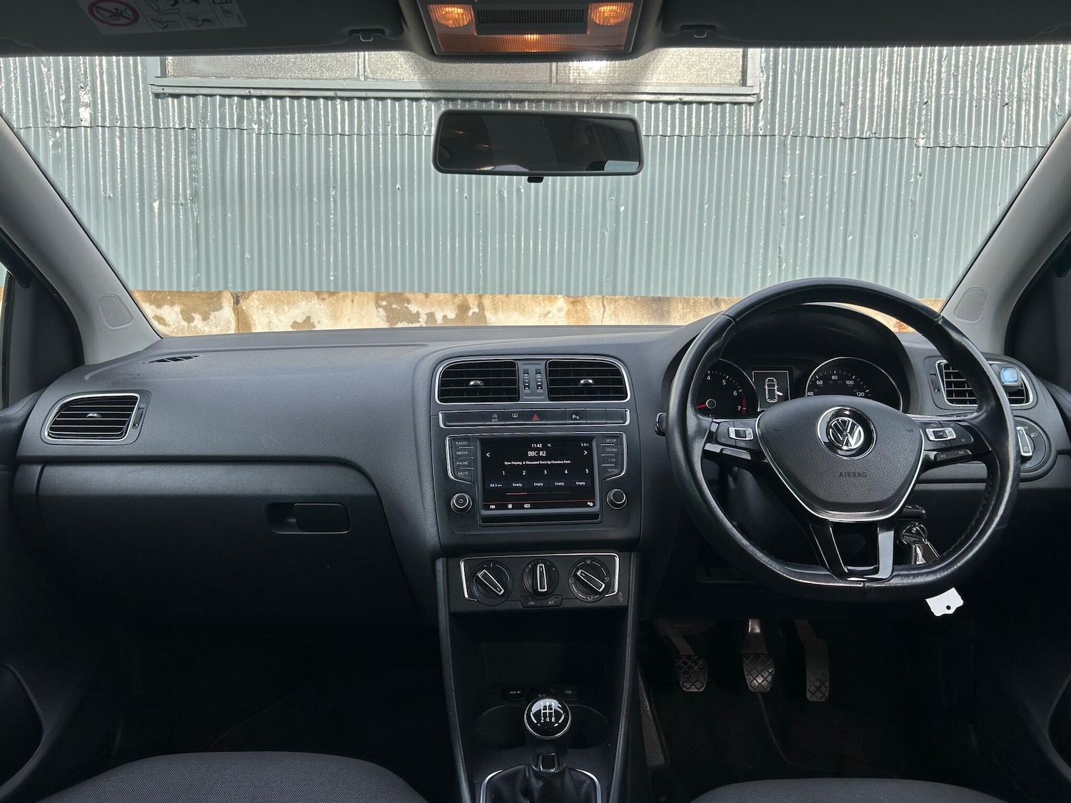 Used Volkswagen Polo 2015 for sale - 77202591: Photo 19