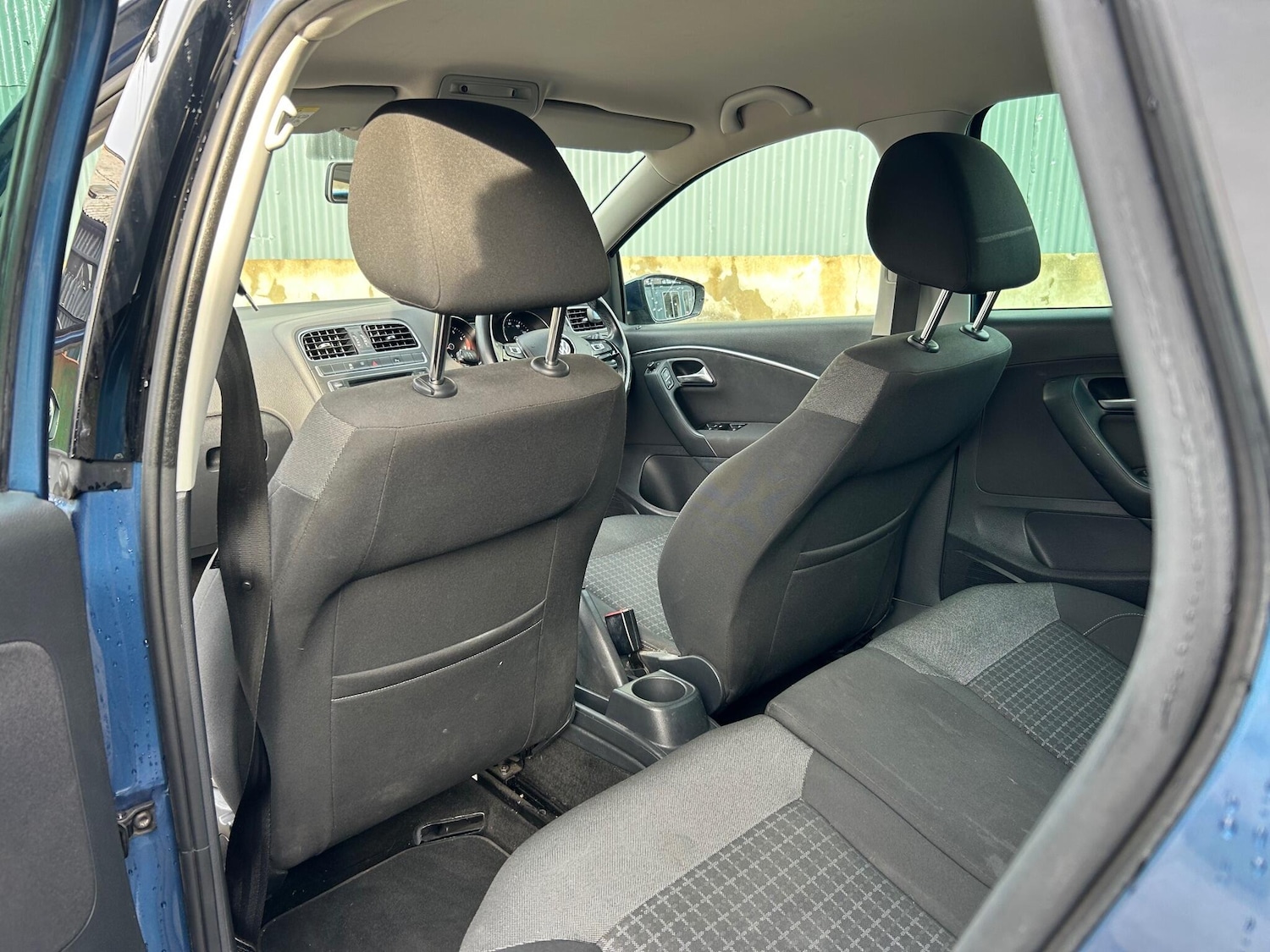 Used Volkswagen Polo 2015 for sale - 77202591: Photo 28