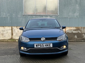 Used Volkswagen Polo 2015 for sale - 77202591: Photo