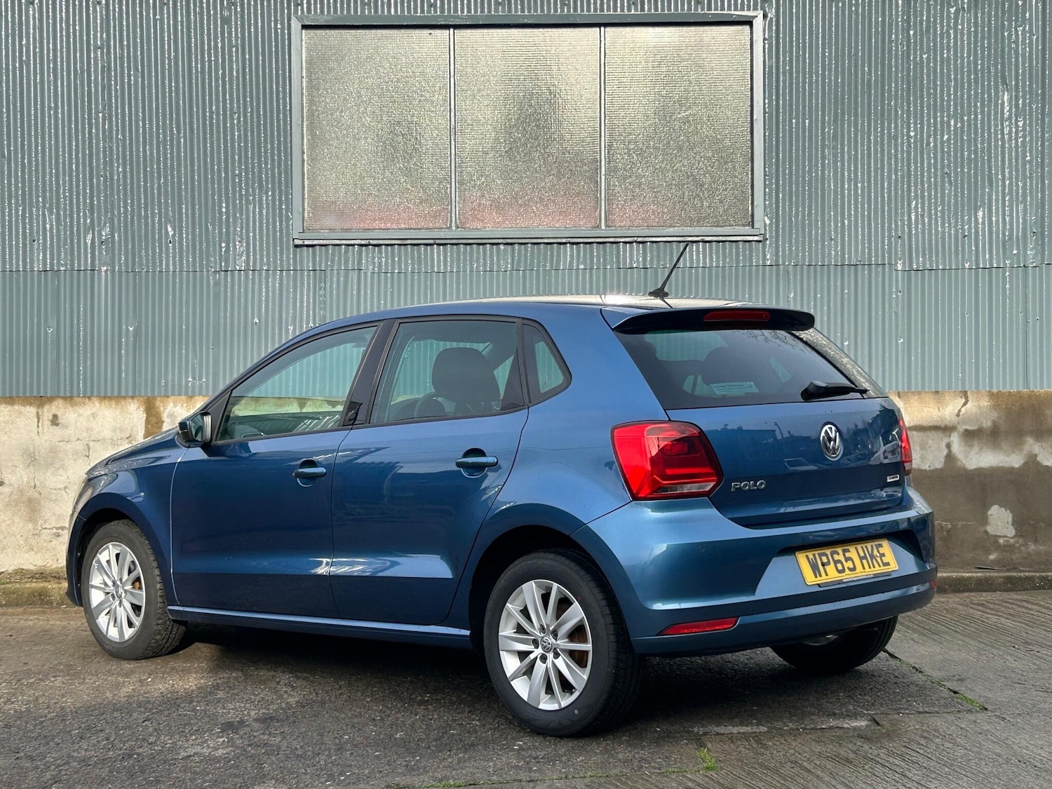 Used Volkswagen Polo 2015 for sale - 77202591: Photo 4