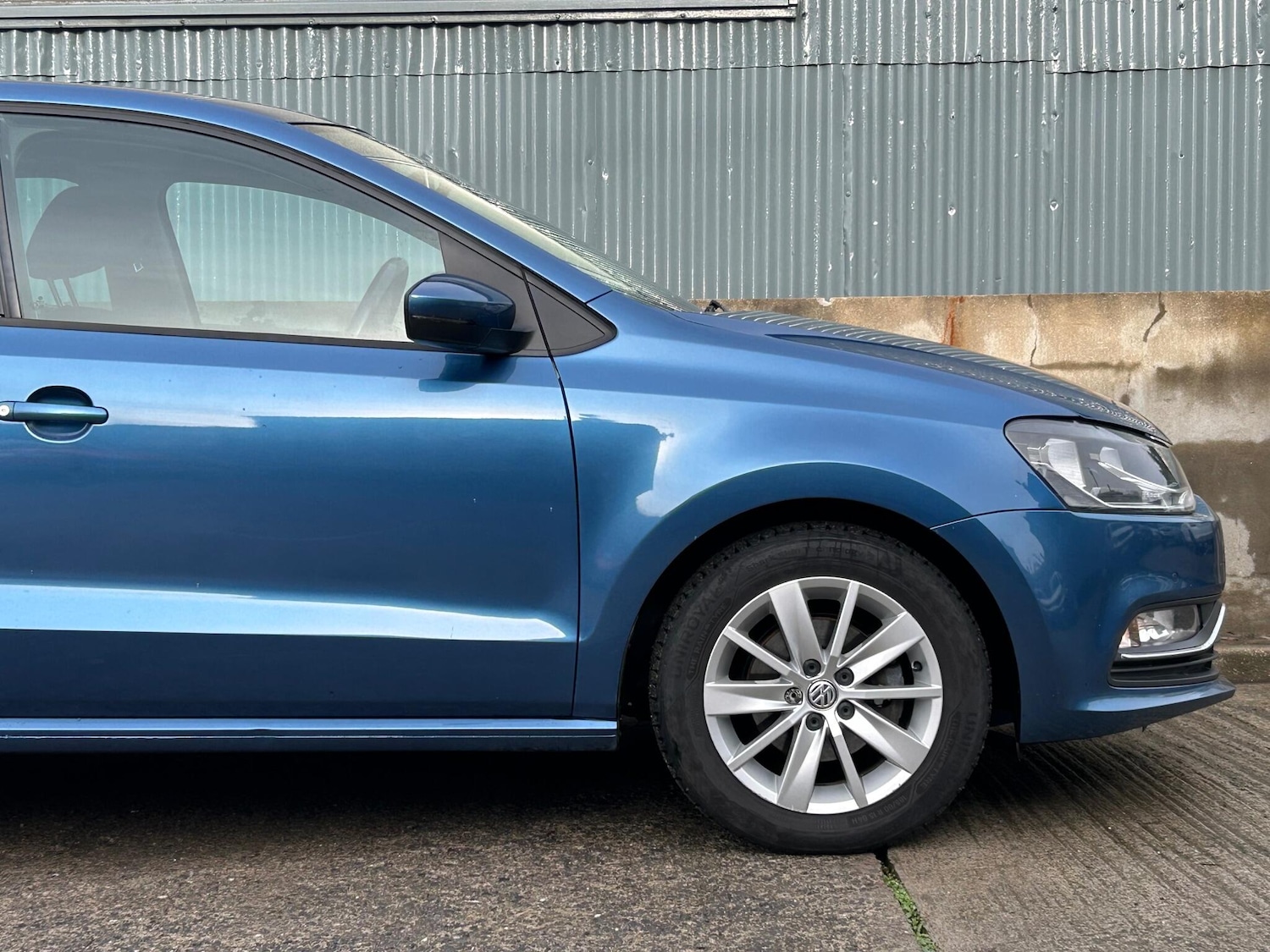 Used Volkswagen Polo 2015 for sale - 77202591: Photo 6