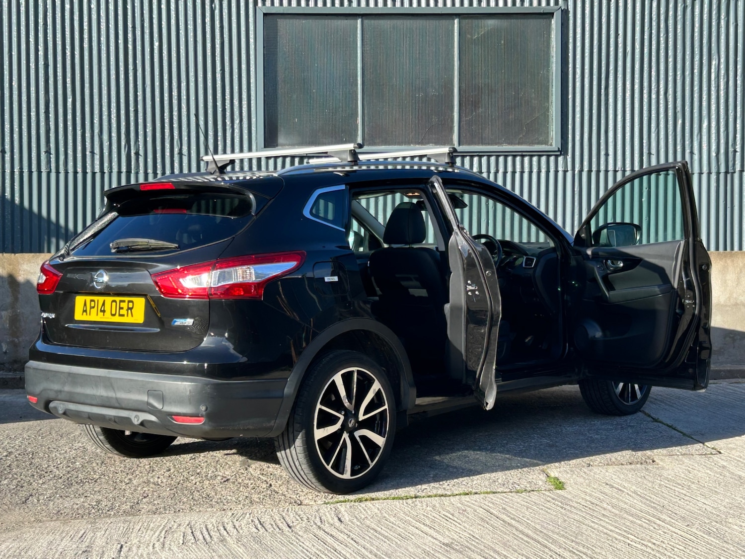 Used Nissan Qashqai 2014 for sale - 76196167: Photo 14
