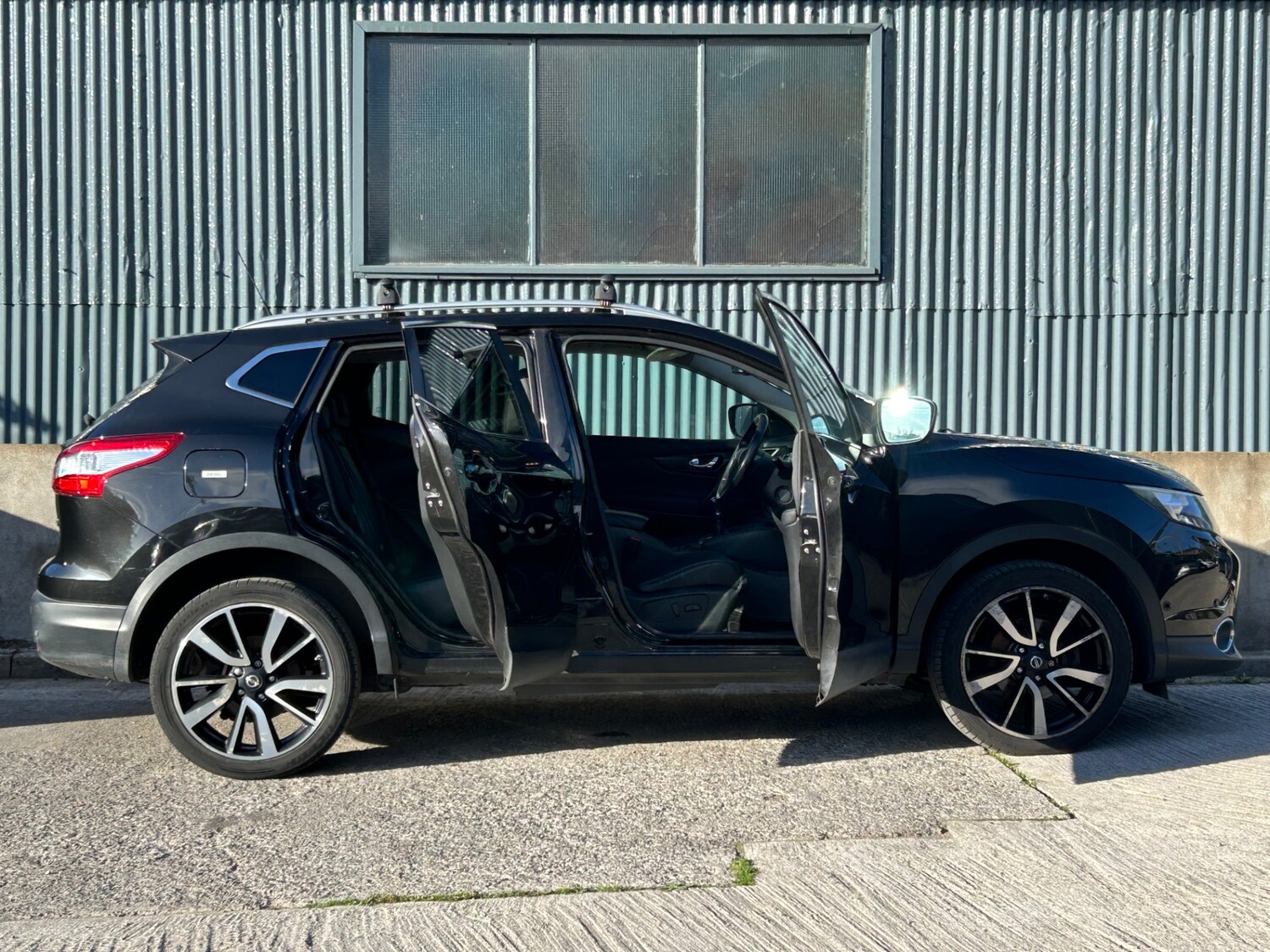 Used Nissan Qashqai 2014 for sale - 76196167: Photo 16