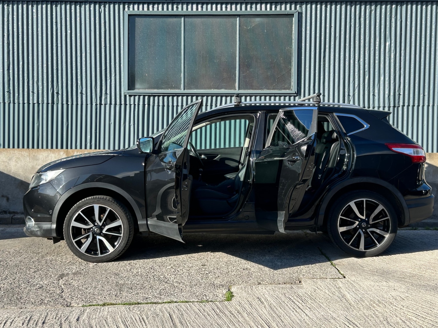 Used Nissan Qashqai 2014 for sale - 76196167: Photo 6