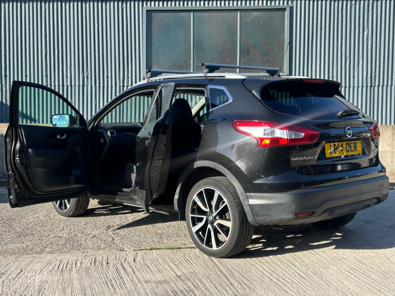 Used Nissan Qashqai 2014 for sale - 76196167: Photo 8