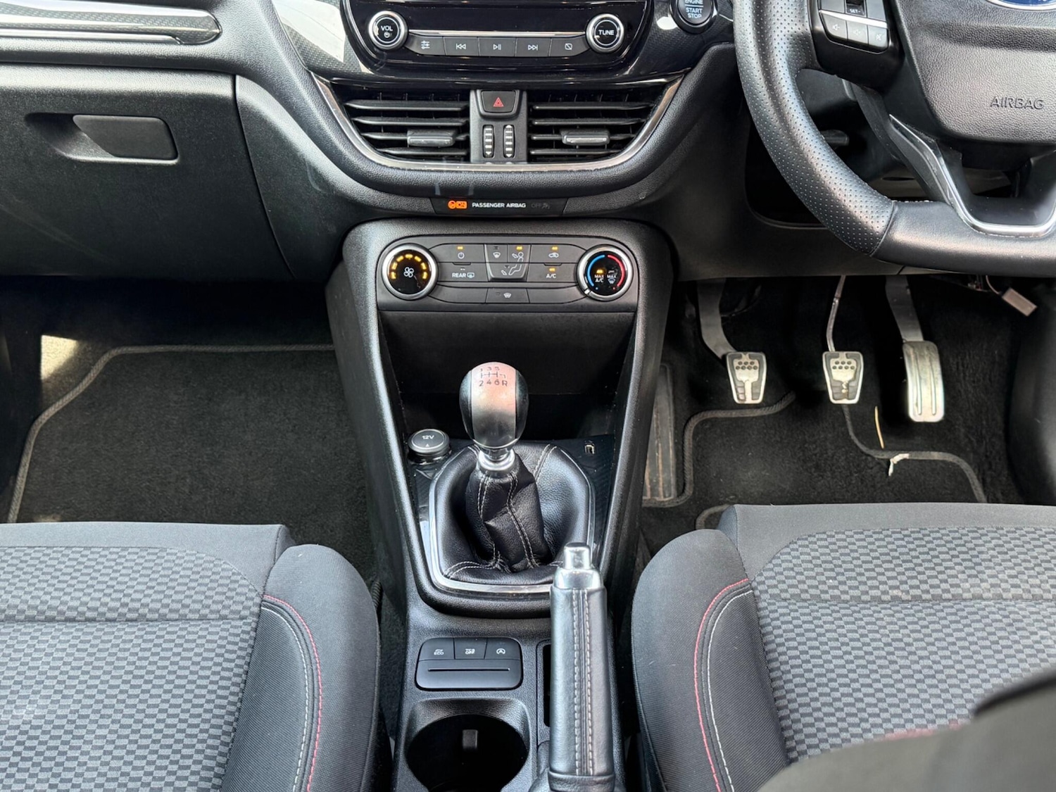 Used Ford Fiesta 2018 for sale - 77982563: Photo 16