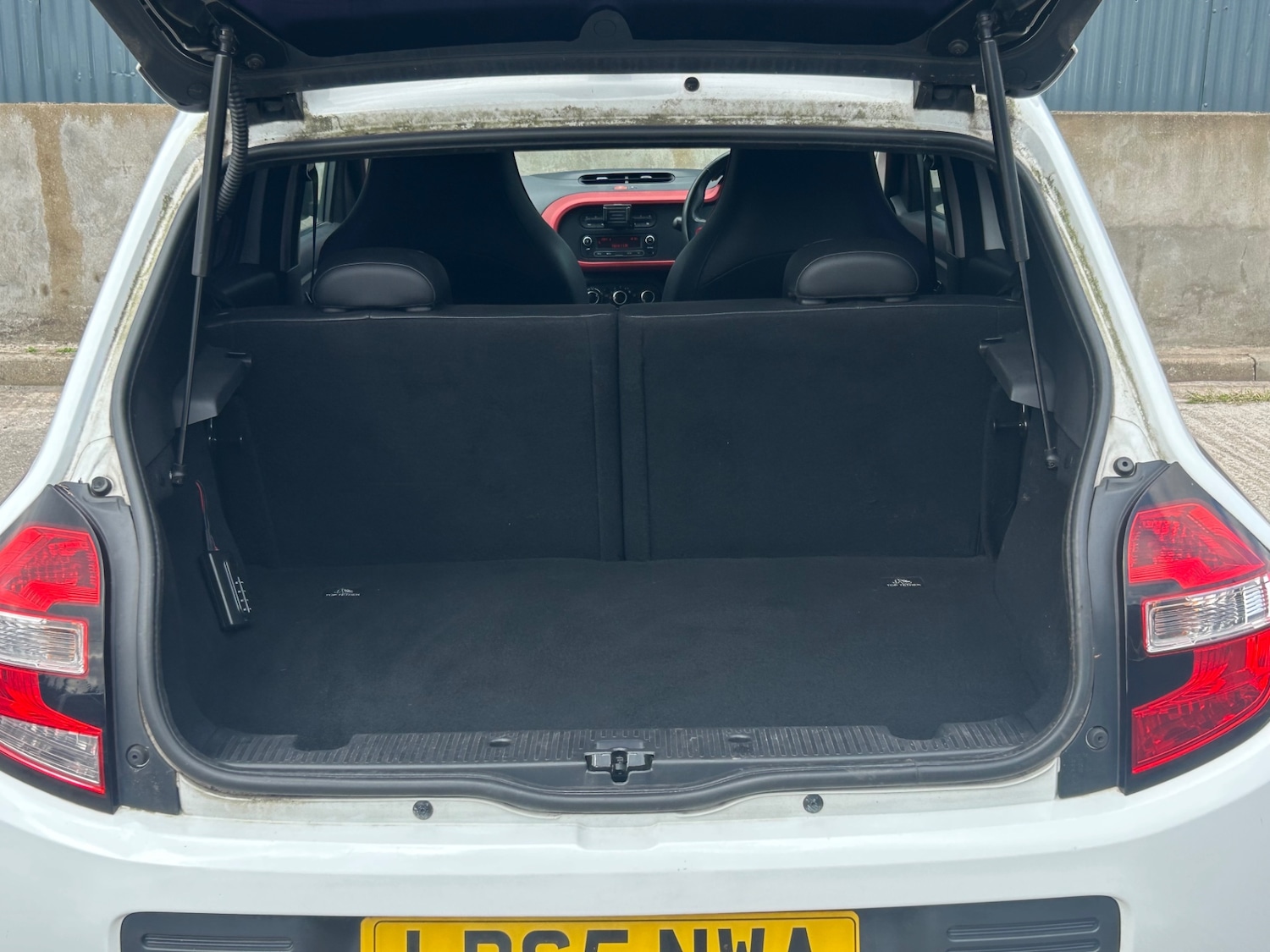 Used Renault Twingo 2015 for sale - 76104576: Photo 13