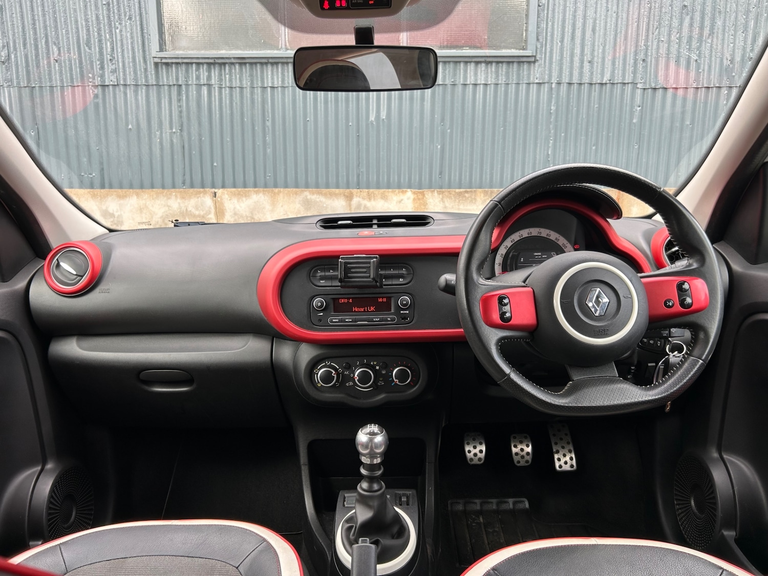 Used Renault Twingo 2015 for sale - 76104576: Photo 21