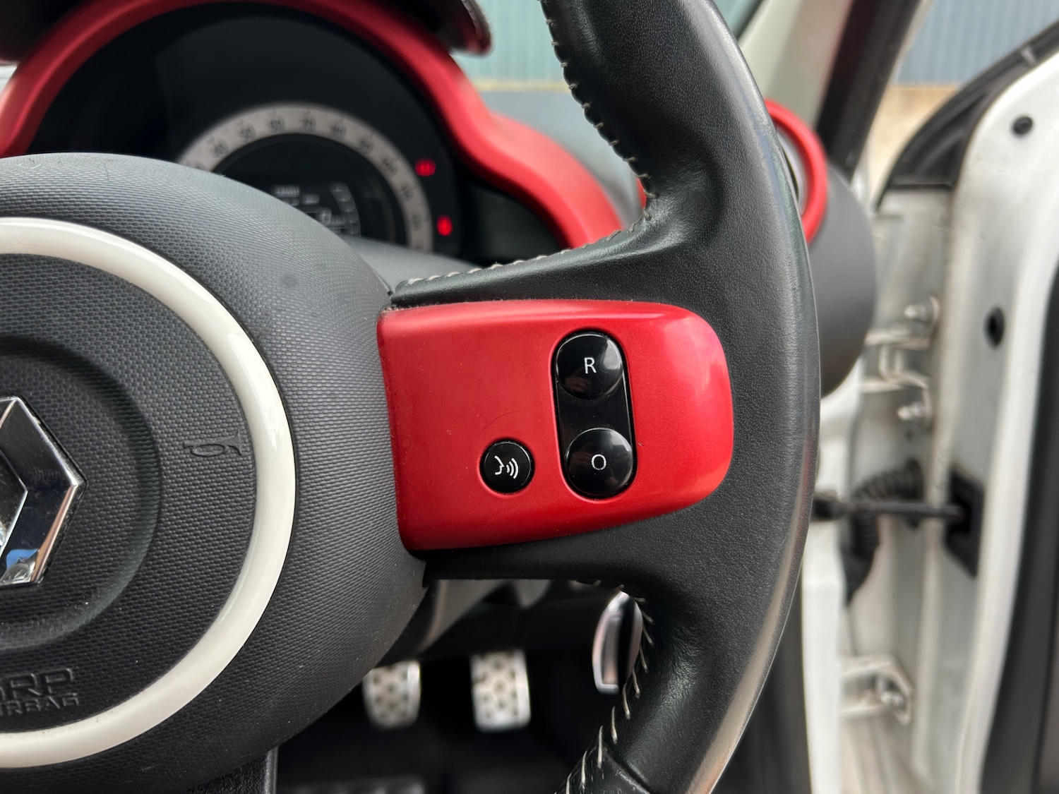 Used Renault Twingo 2015 for sale - 76104576: Photo 29