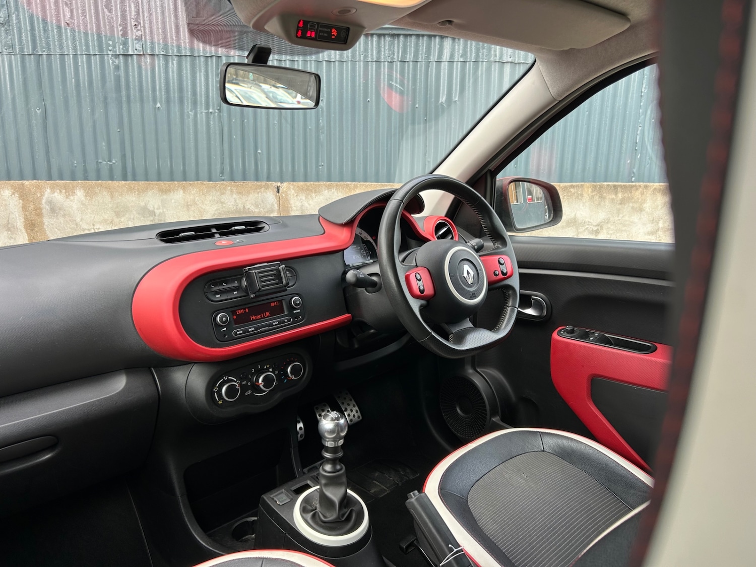 Used Renault Twingo 2015 for sale - 76104576: Photo 35