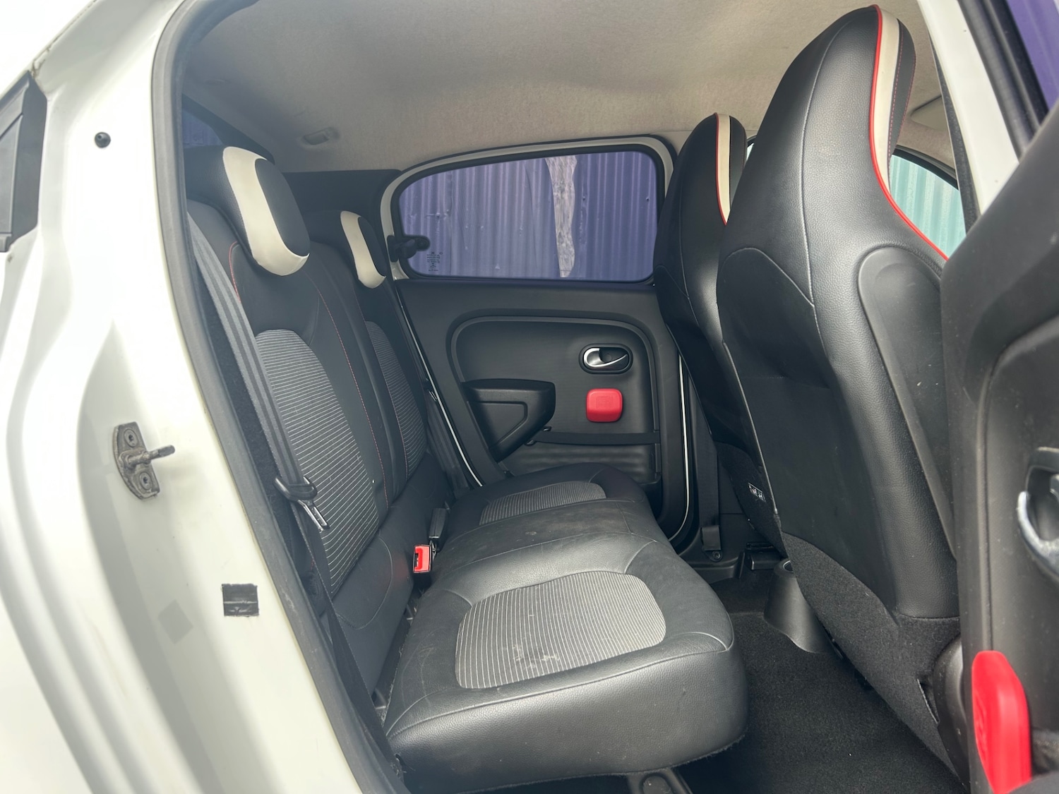 Used Renault Twingo 2015 for sale - 76104576: Photo 48