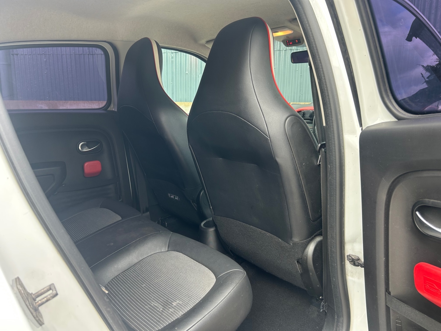Used Renault Twingo 2015 for sale - 76104576: Photo 50