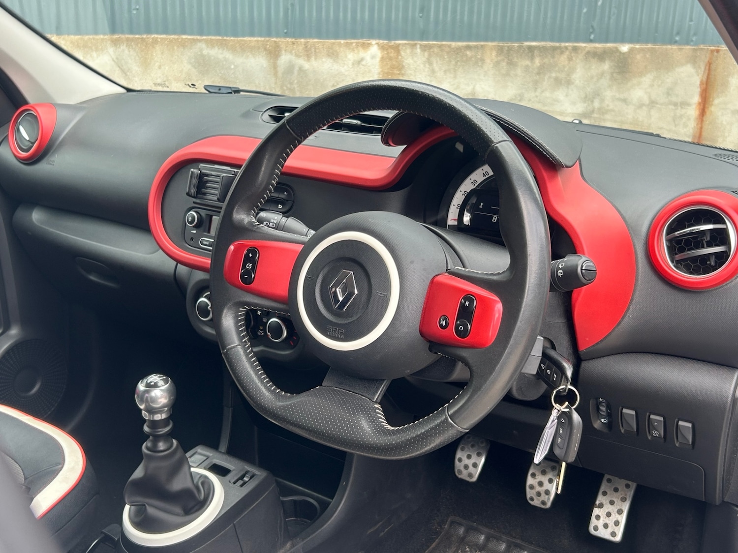 Used Renault Twingo 2015 for sale - 76104576: Photo 52
