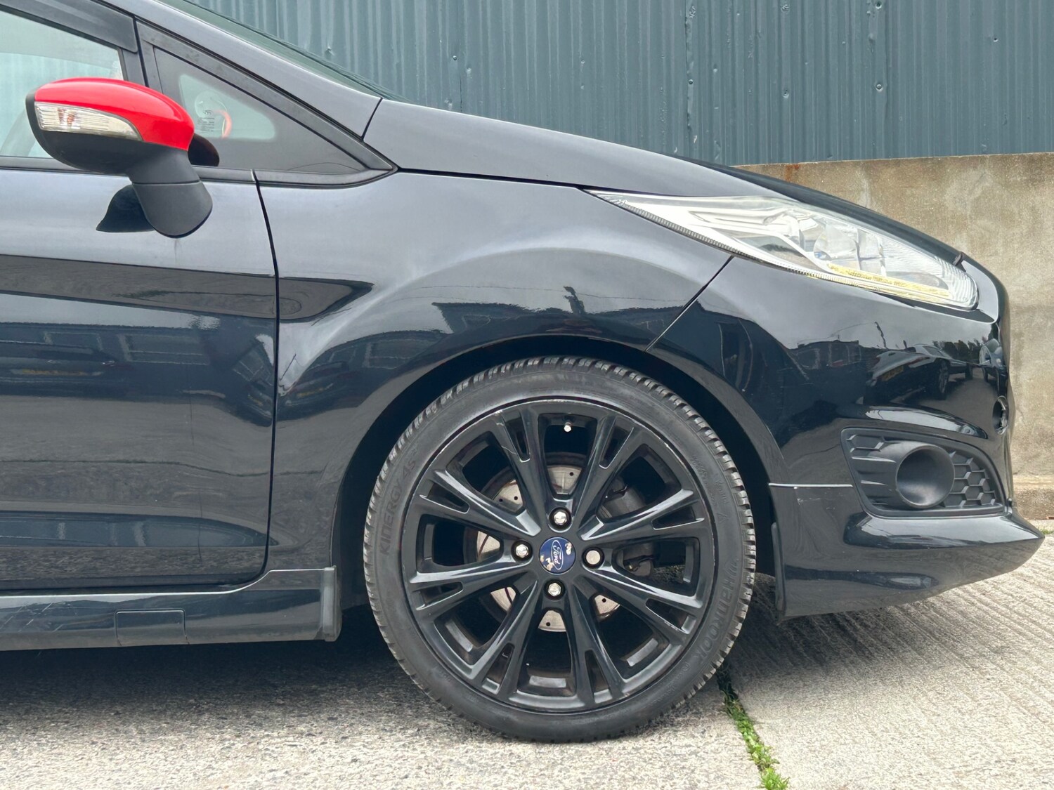 Used Ford Fiesta 2015 for sale - 76302133: Photo 21