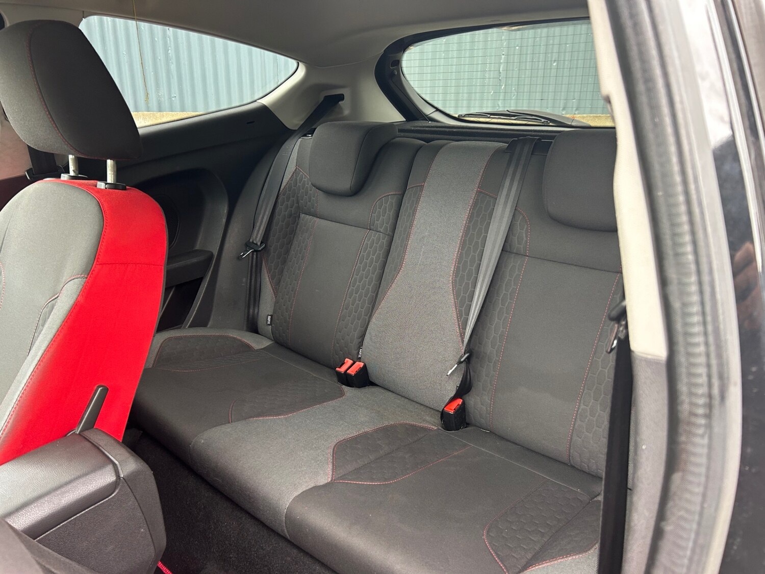 Used Ford Fiesta 2015 for sale - 76302133: Photo 38
