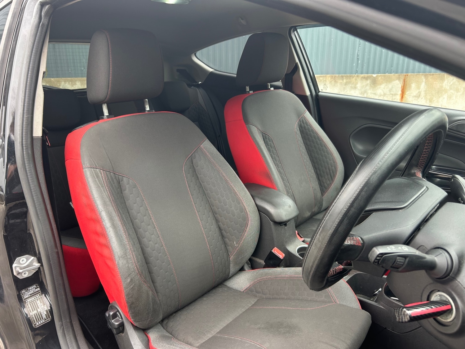 Used Ford Fiesta 2015 for sale - 76302133: Photo 39