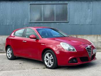 2013 (13) - 1.6 JTDM-2 Lusso 5dr