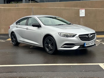Used Vauxhall Insignia 2017 for sale - 77215415: Photo