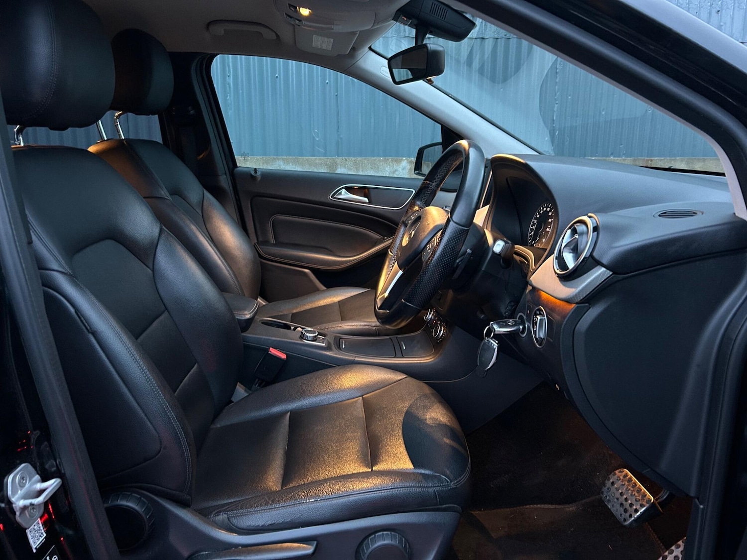 Used Mercedes-Benz B Class 2013 for sale - 77253997: Photo 25