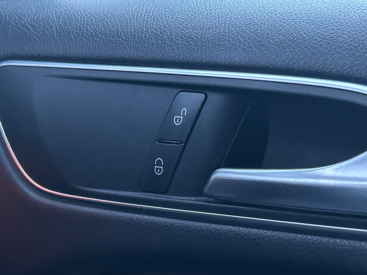 Used Mercedes-Benz B Class 2013 for sale - 77253997: Photo 33