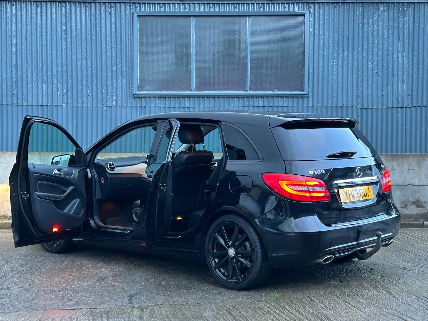 Used Mercedes-Benz B Class 2013 for sale - 77253997: Photo 4