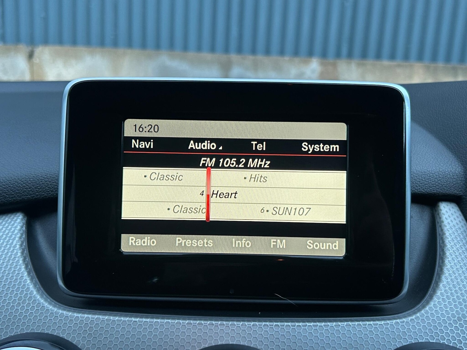 Used Mercedes-Benz B Class 2013 for sale - 77253997: Photo 44