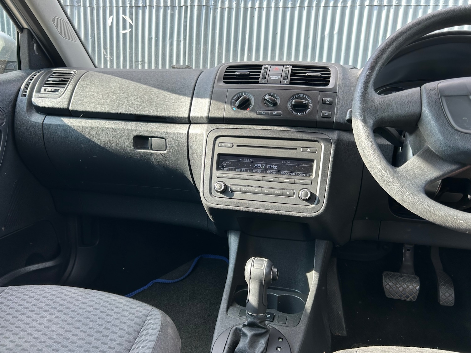 Vehicle 21