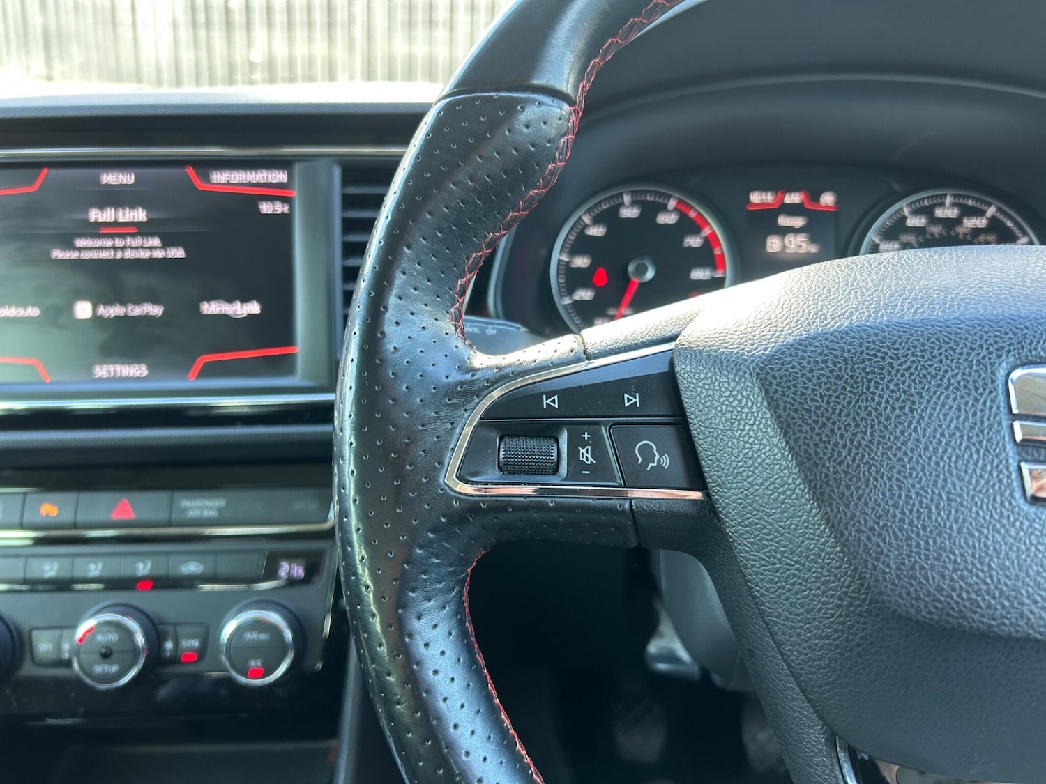 Used SEAT Leon 2018 for sale - 77898651: Photo 37