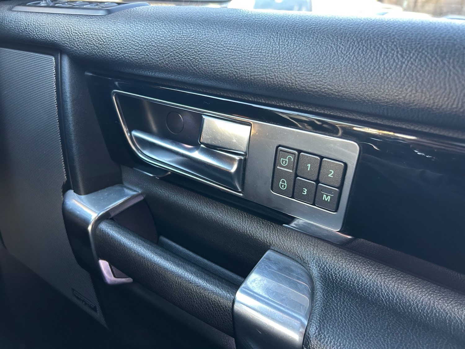 Used Land Rover Discovery 2011 for sale - 76625304: Photo 27