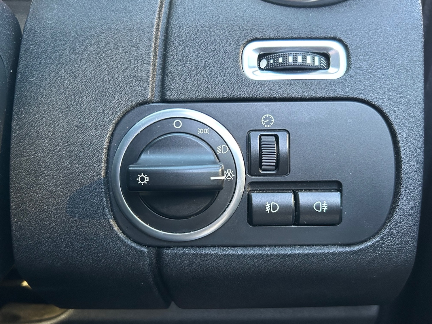 Used Land Rover Discovery 2011 for sale - 76625304: Photo 29