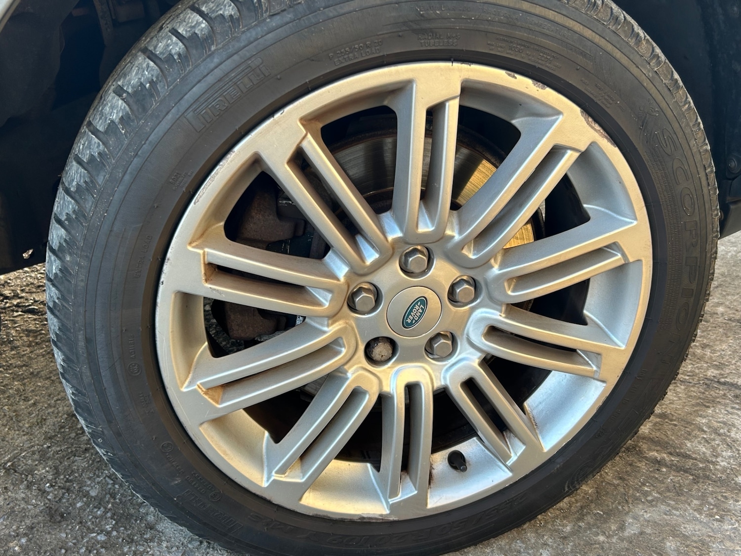 Used Land Rover Discovery 2011 for sale - 76625304: Photo 42