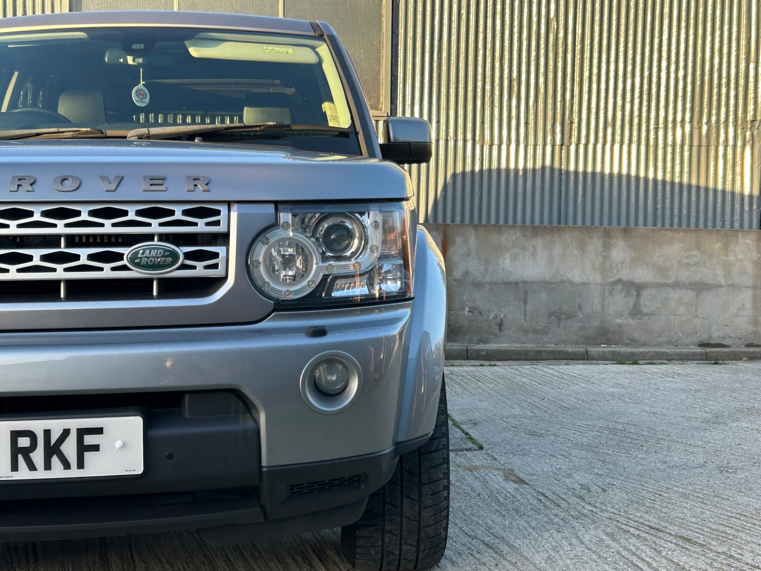 Used Land Rover Discovery 2011 for sale - 76625304: Photo 5