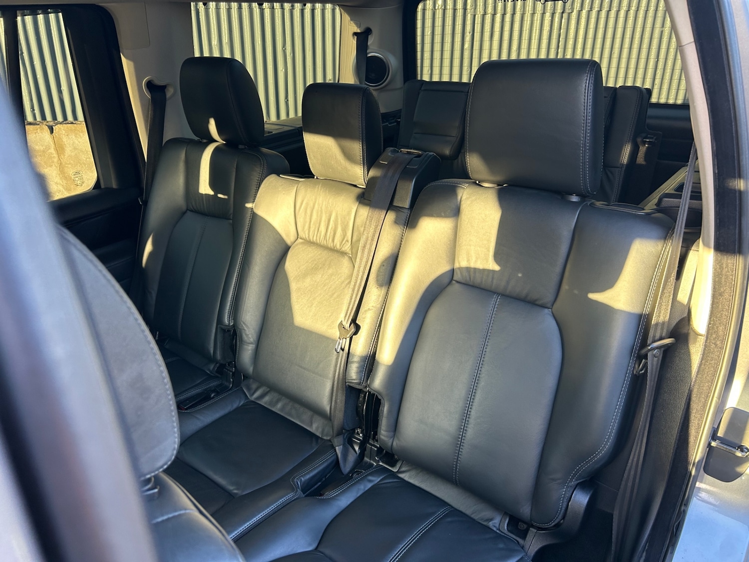 Used Land Rover Discovery 2011 for sale - 76625304: Photo 51