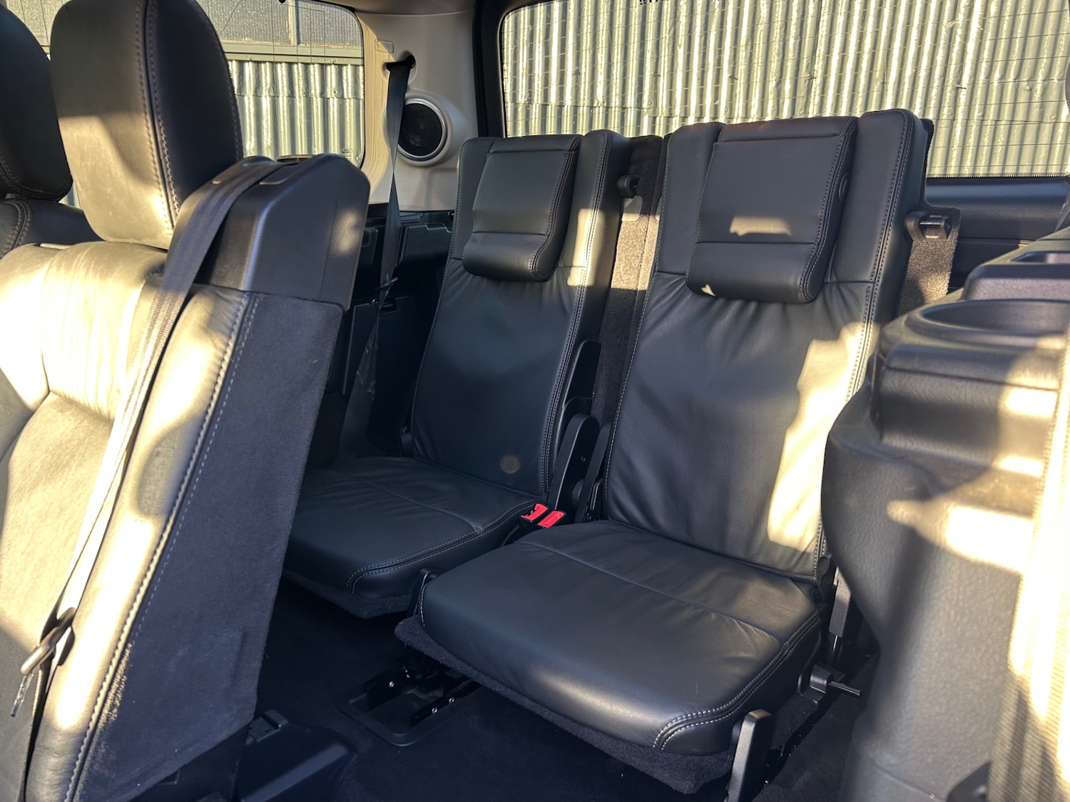 Used Land Rover Discovery 2011 for sale - 76625304: Photo 52