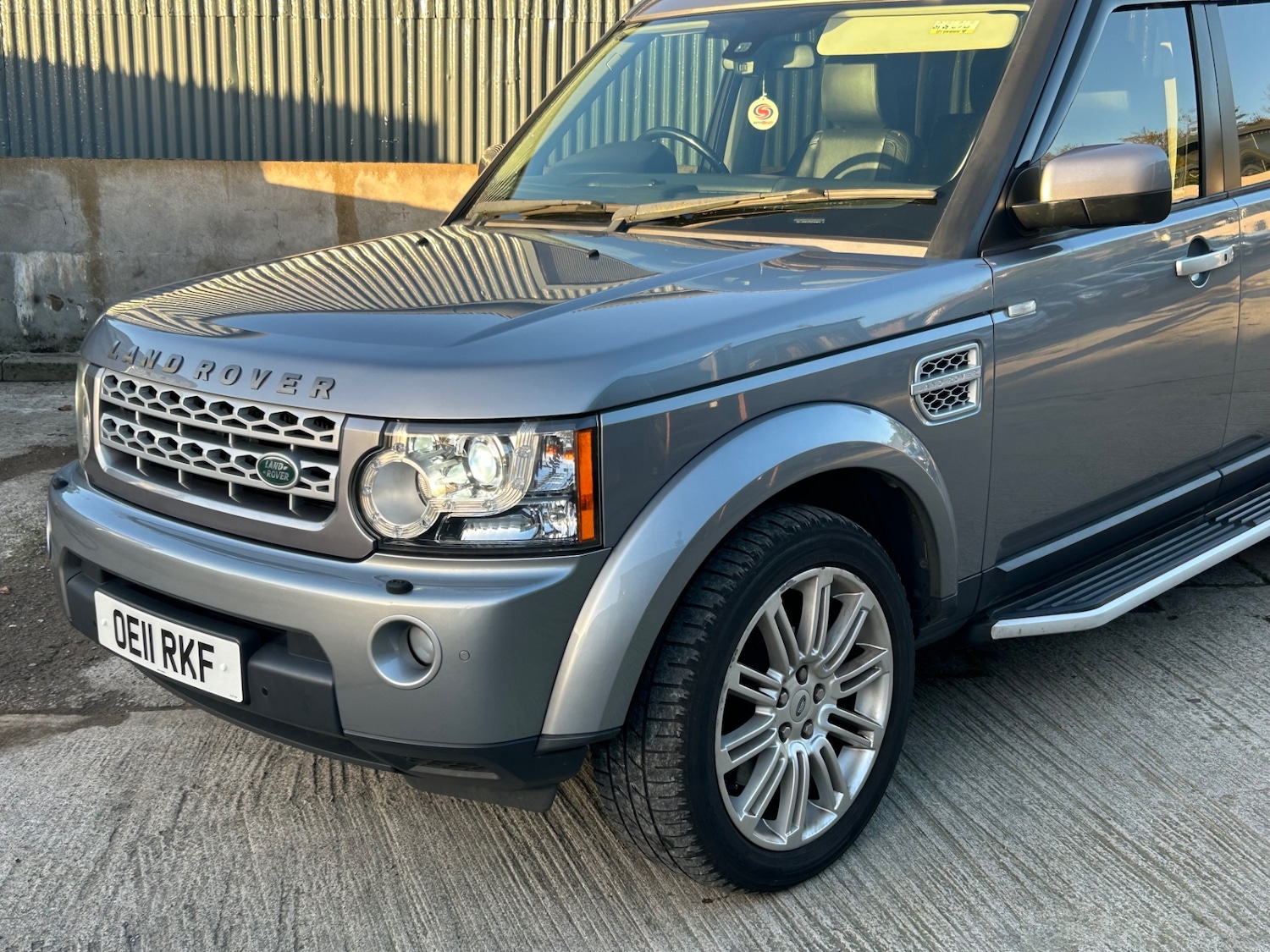 Used Land Rover Discovery 2011 for sale - 76625304: Photo 7