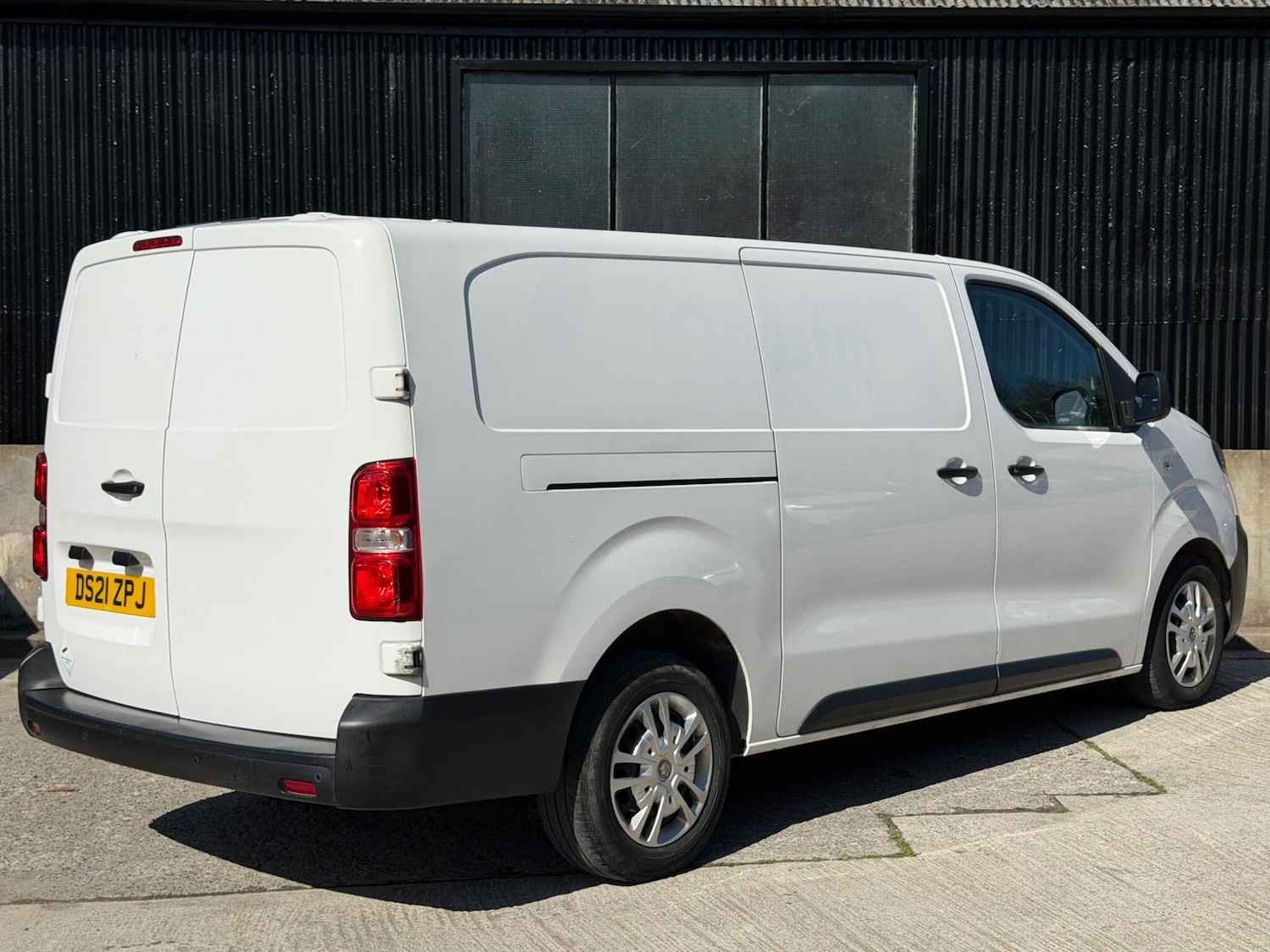 Used Vauxhall Vivaro for sale - 78115712: Photo 10