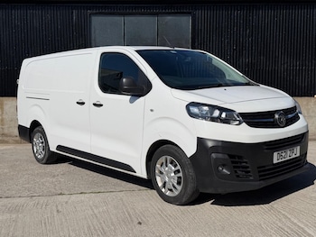 Vauxhall Vivaro feature image