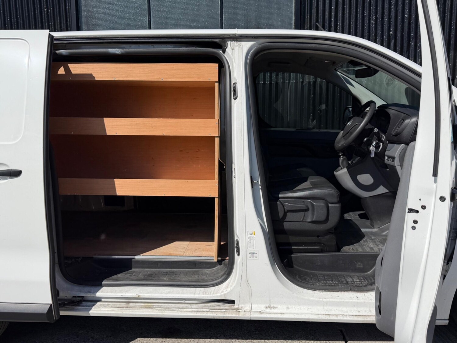 Used Vauxhall Vivaro for sale - 78115712: Photo 26