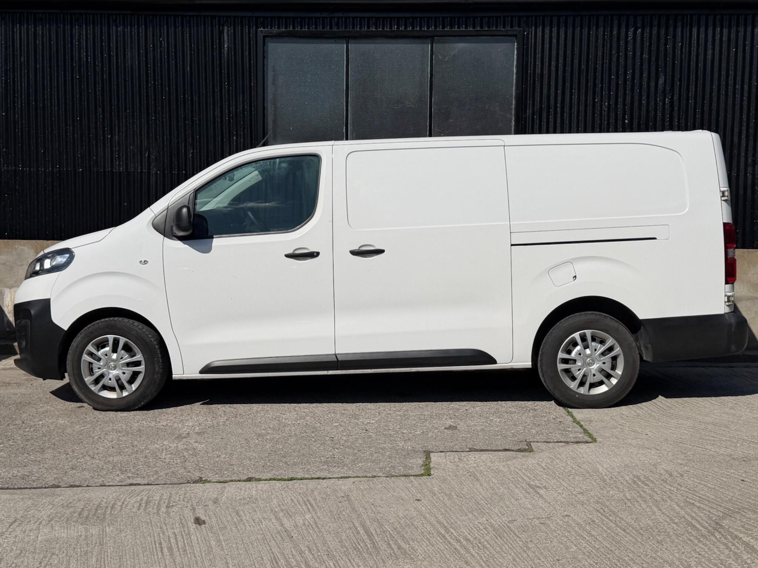 Used Vauxhall Vivaro for sale - 78115712: Photo 4