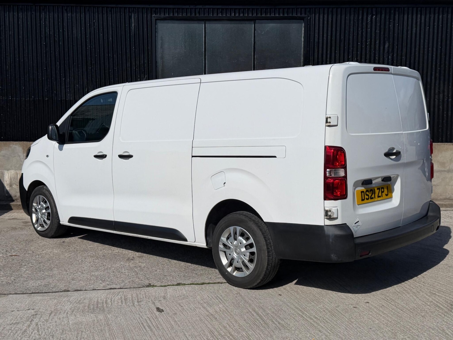 Used Vauxhall Vivaro for sale - 78115712: Photo 6